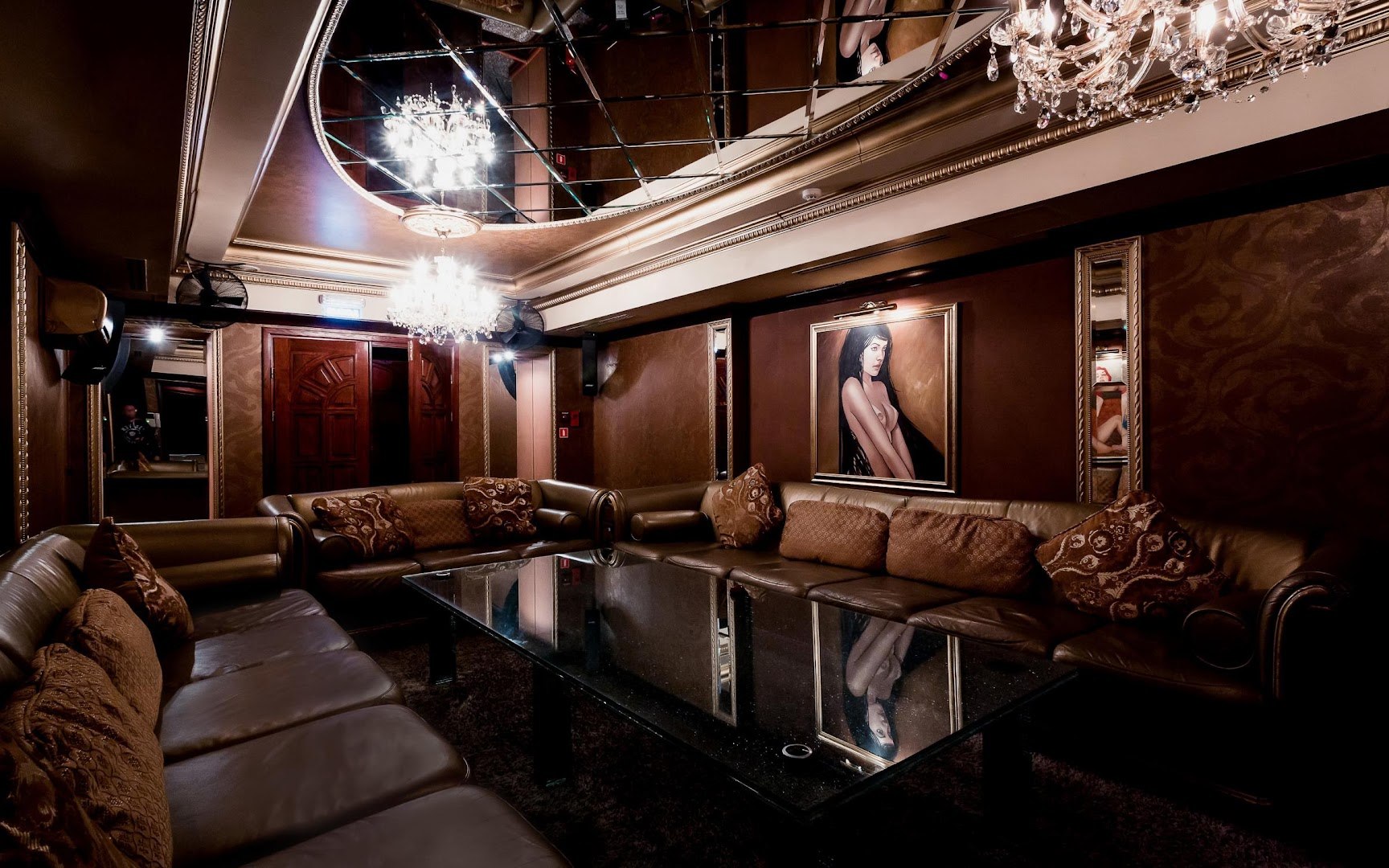 Egoist | Night Club Mayakovskaya | Bar, Club For Adults - Nightclub in Moscow, Russia