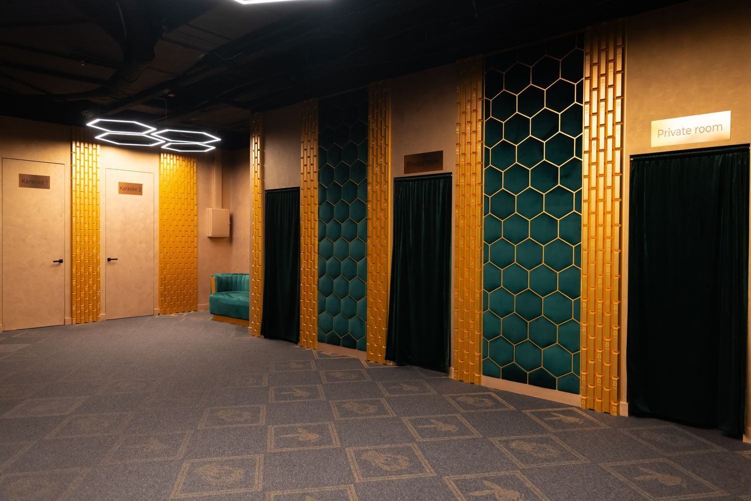 Hefner Strip Club - Nightclub in Moscow, Russia