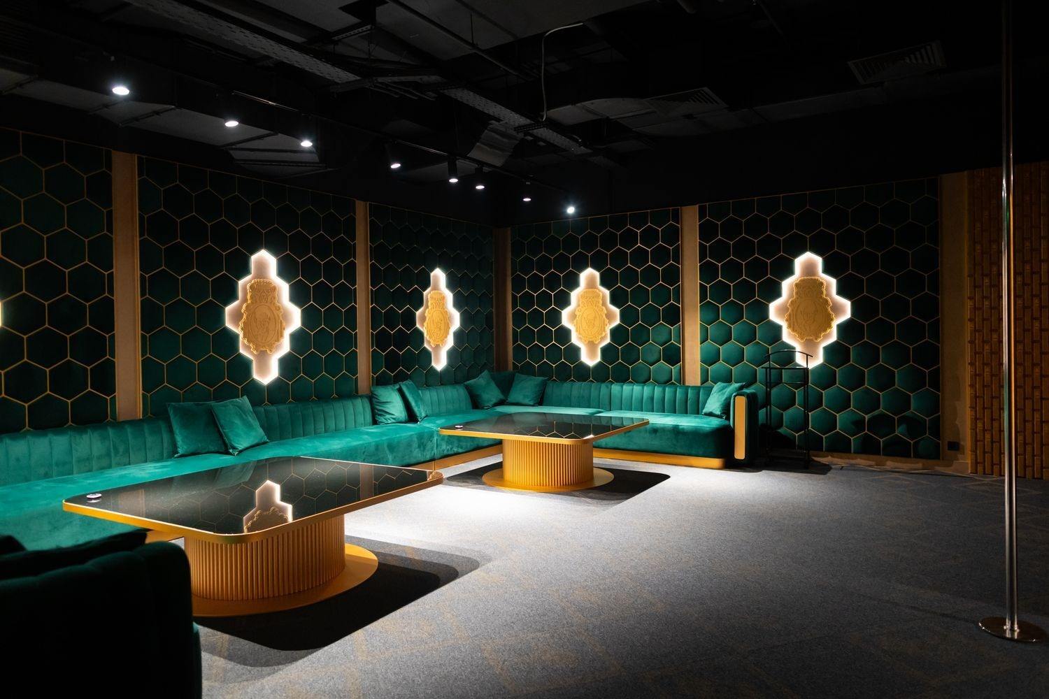 Hefner Strip Club - Nightclub in Moscow, Russia
