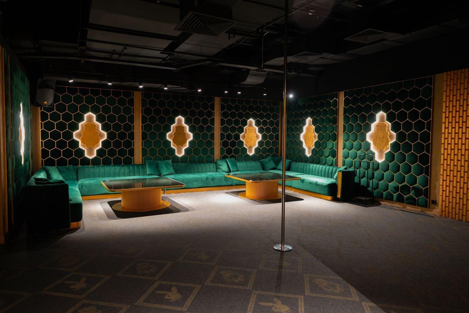 Hefner Strip Club - Nightclub in Moscow, Russia