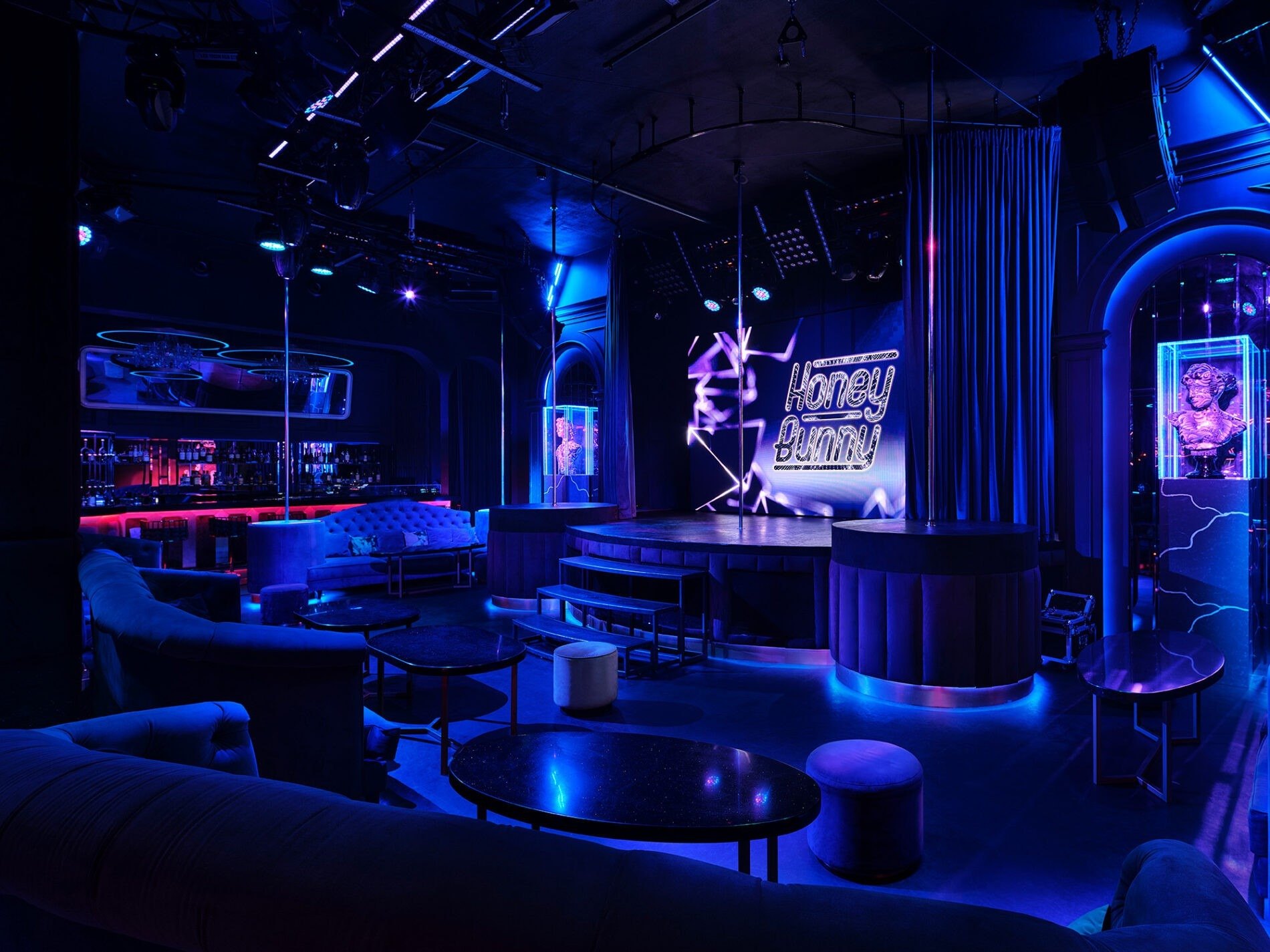 Honey Bunny | Мужской клуб Фрунзенская | Ночной клуб, бар, караоке - Nightclub in Moscow, Russia
