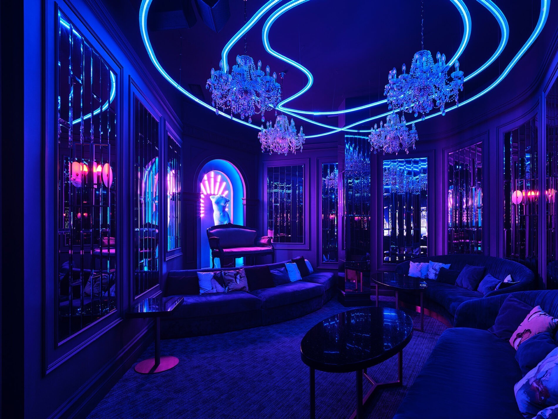 Honey Bunny | Мужской клуб Фрунзенская | Ночной клуб, бар, караоке - Nightclub in Moscow, Russia