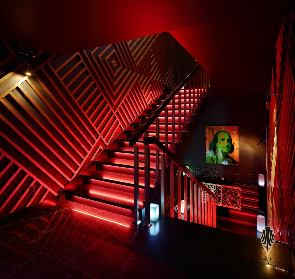 Hot Collection - Стриптиз клуб - Nightclub in Moscow, Russia