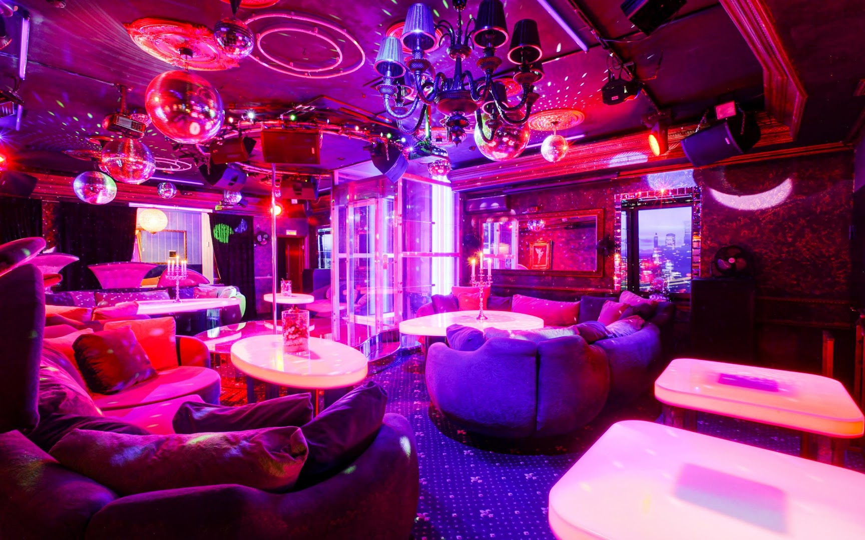 Мужской клуб Эгоист Голд (Muzhskoy Klub Egoist Gold) - Nightclub in Moscow, Russia
