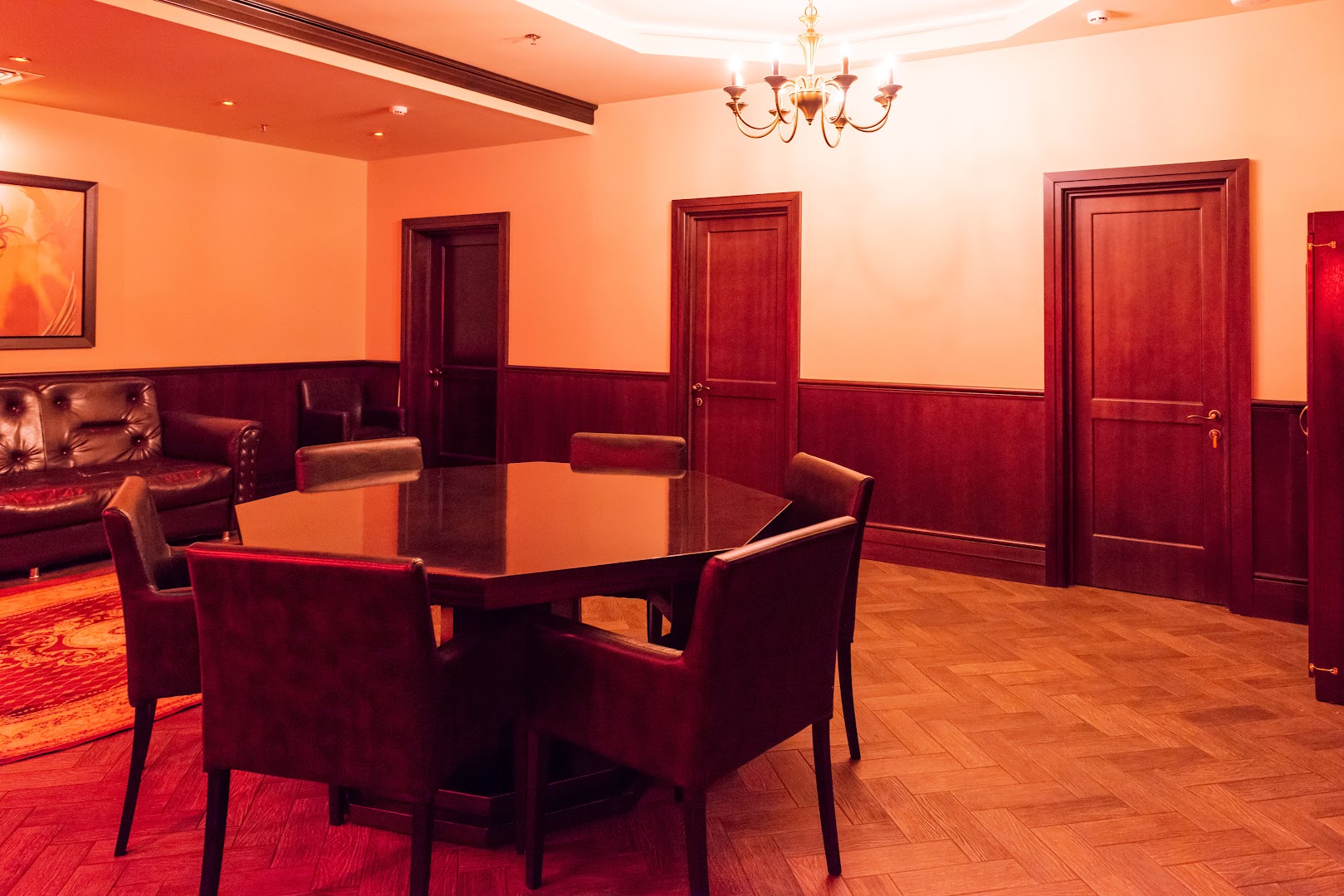 Сказка | Бар Партизанская | Ночной клуб, стриптиз, караоке - Nightclub in Moscow, Russia