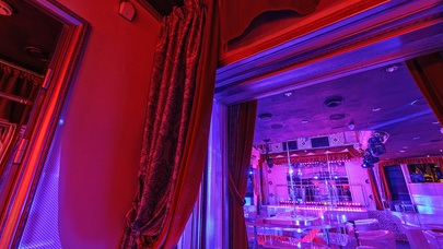 Strip Club Burlesque (Стриптиз-клуб Burlesque на Полежаевской | бар, караоке) - Nightclub in Moscow, Russia