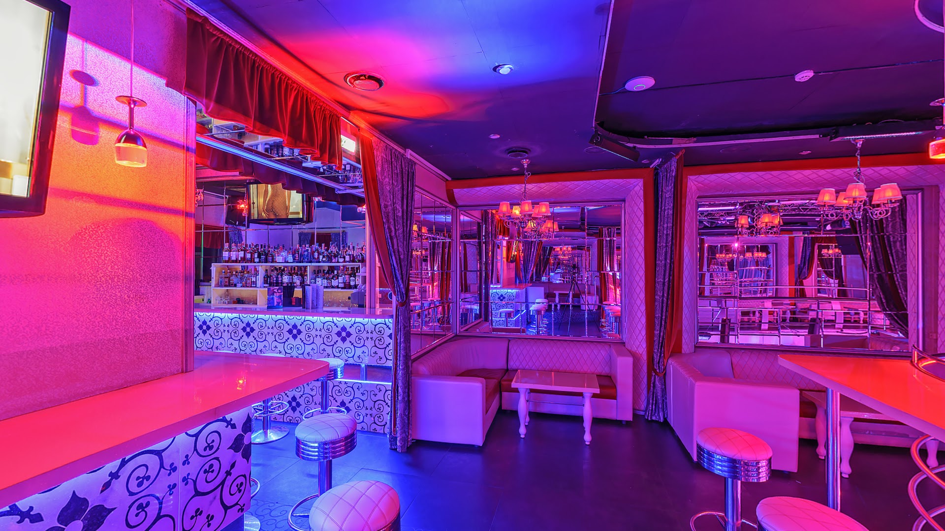 Strip Club Burlesque (Стриптиз-клуб Burlesque на Полежаевской | бар, караоке) - Nightclub in Moscow, Russia