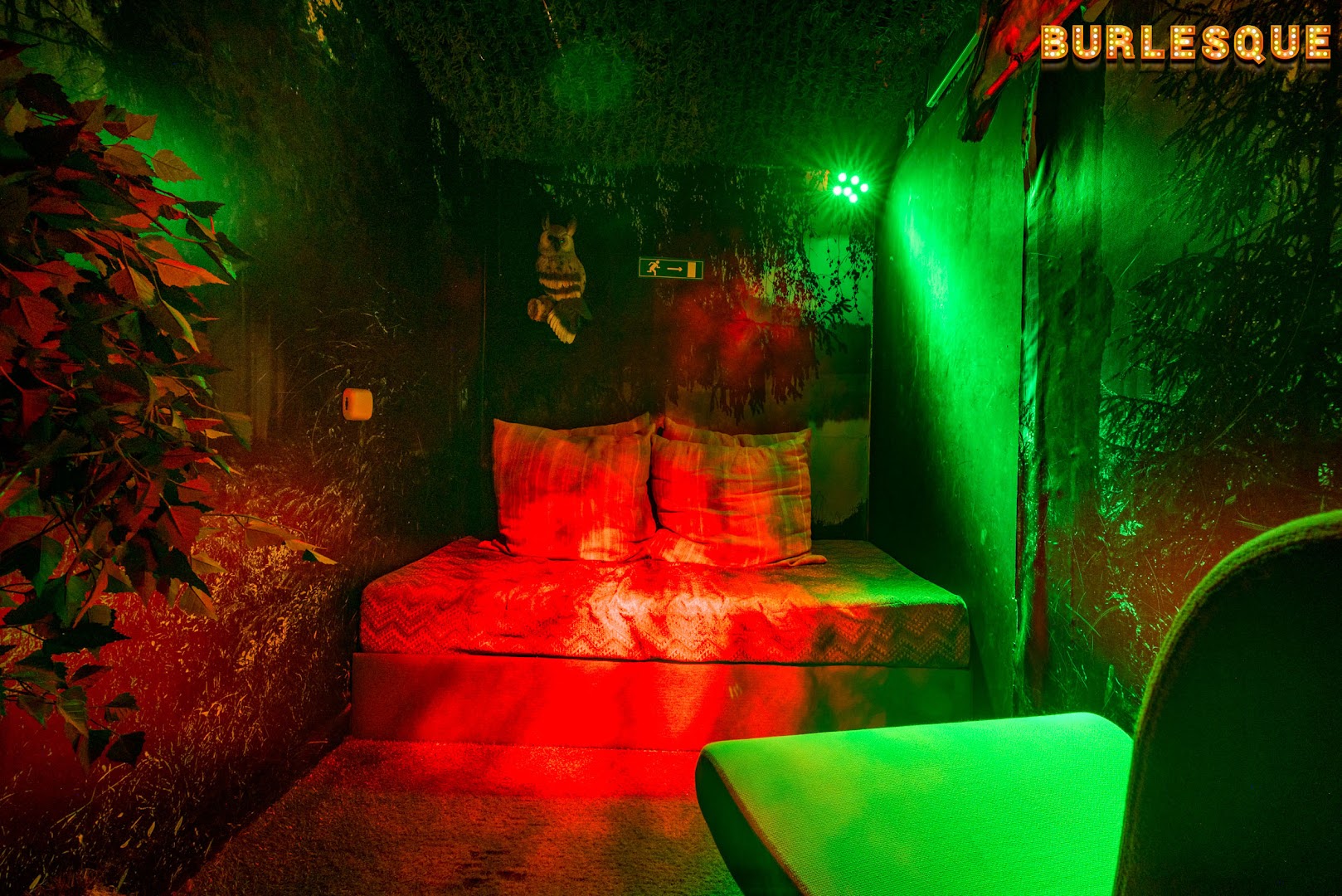 Strip Club Burlesque (Стриптиз-клуб Burlesque на Полежаевской | бар, караоке) - Nightclub in Moscow, Russia