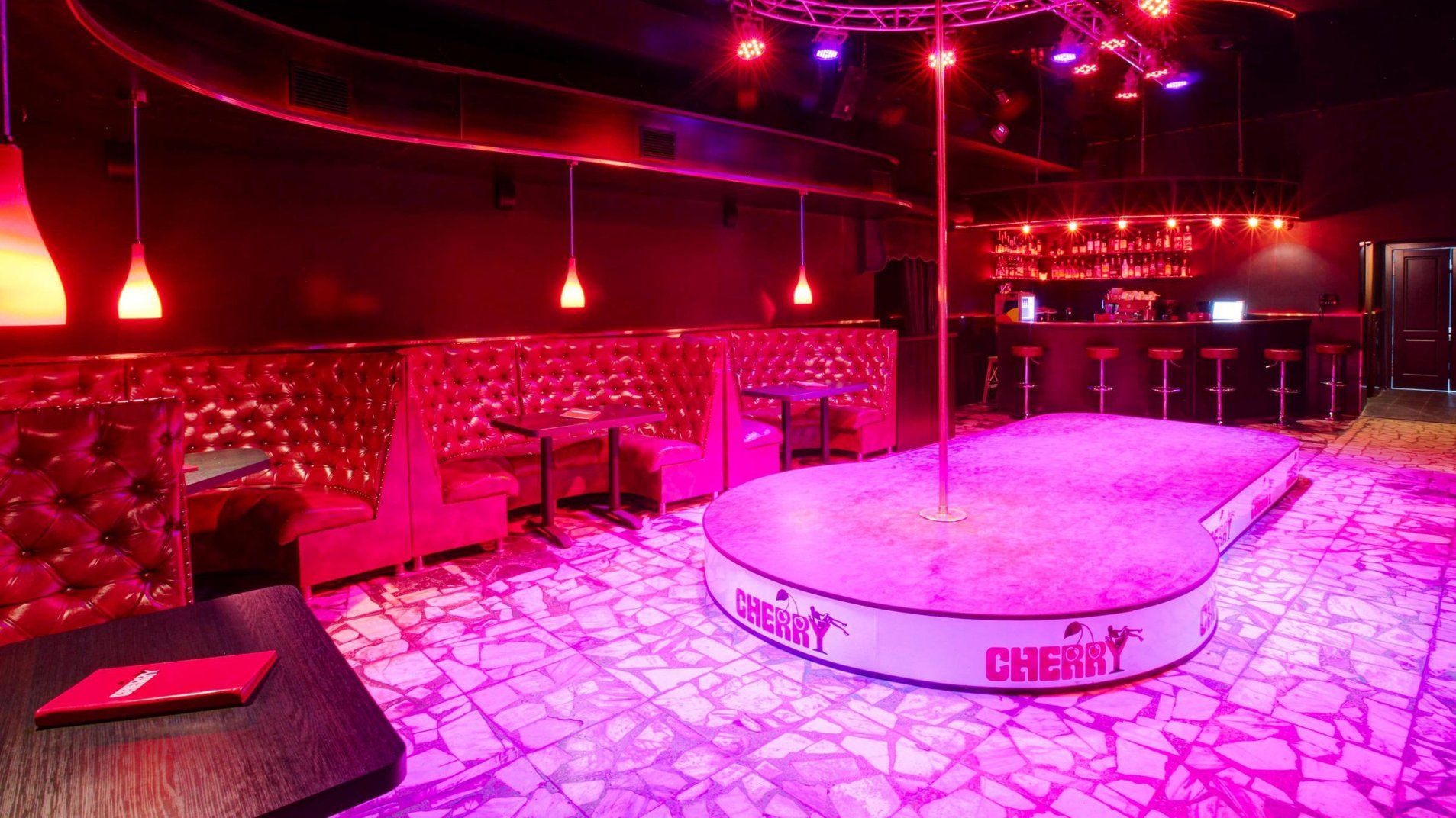 Striptiz-klub Cherry Club - Nightclub in Moscow, Russia