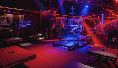 Striptiz-klub Nuar  - Nightclub in Moscow, Russia