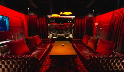 Striptiz-klub Nuar  - Nightclub in Moscow, Russia