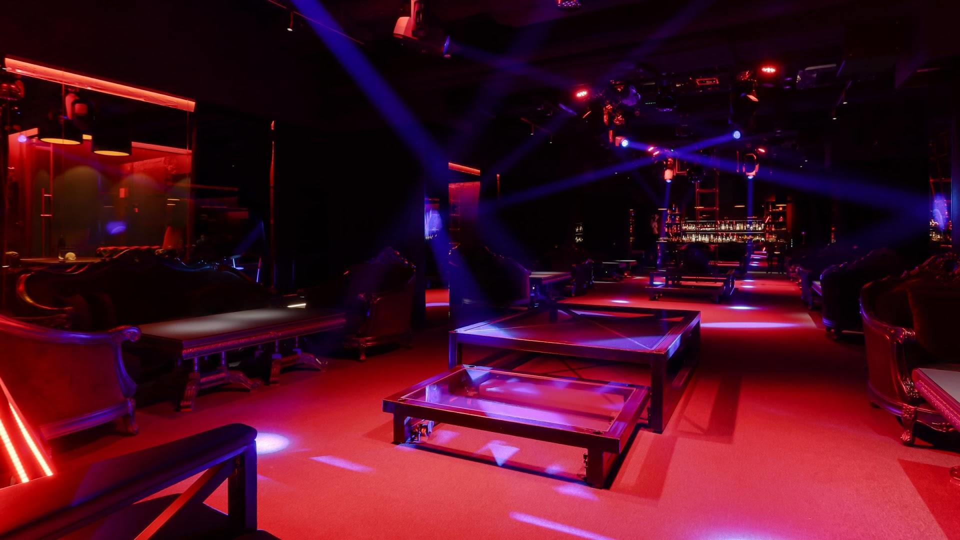 Striptiz-klub Nuar  - Nightclub in Moscow, Russia