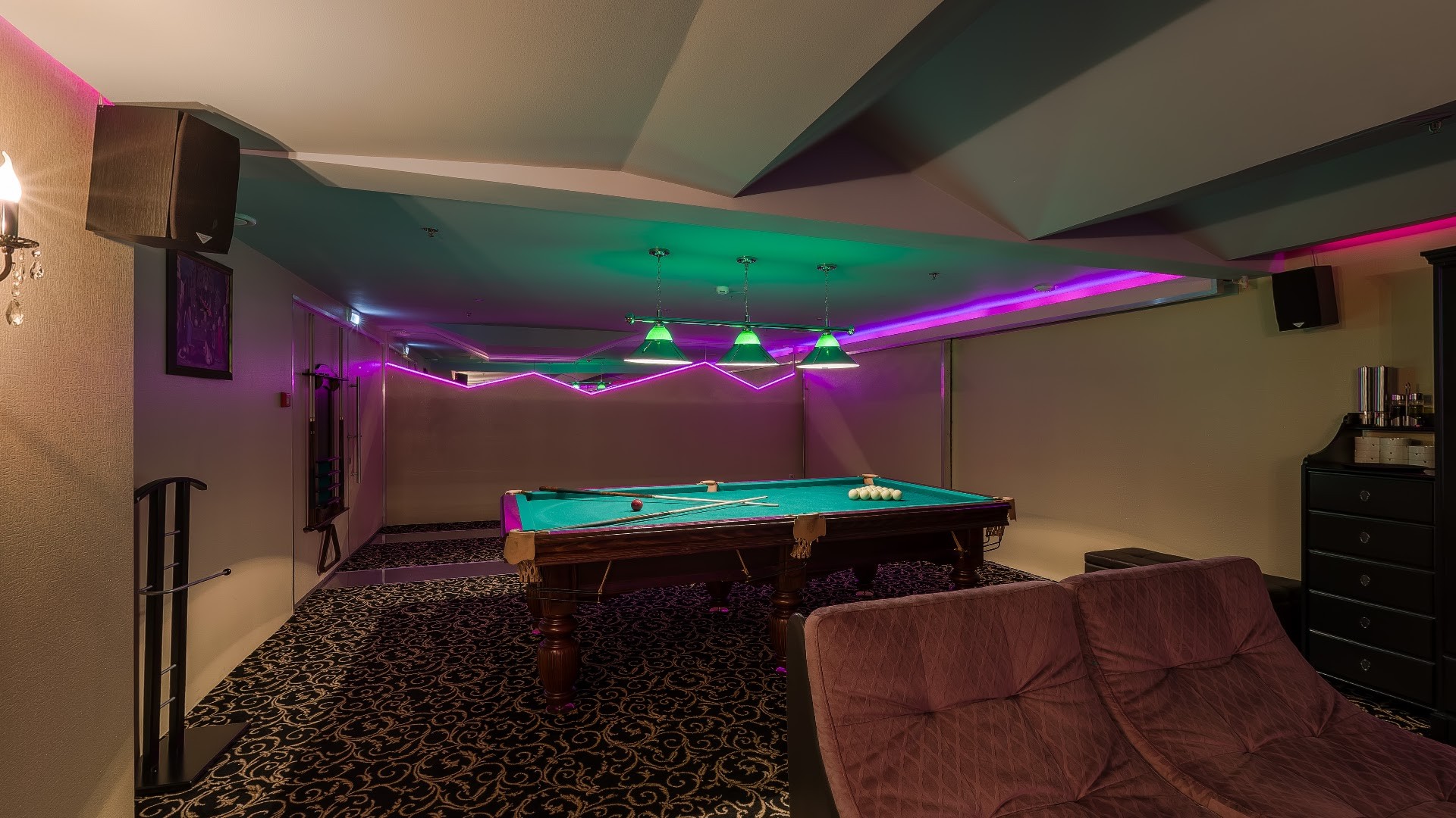 Striptiz-klub Roxbury - Nightclub in Moscow, Russia