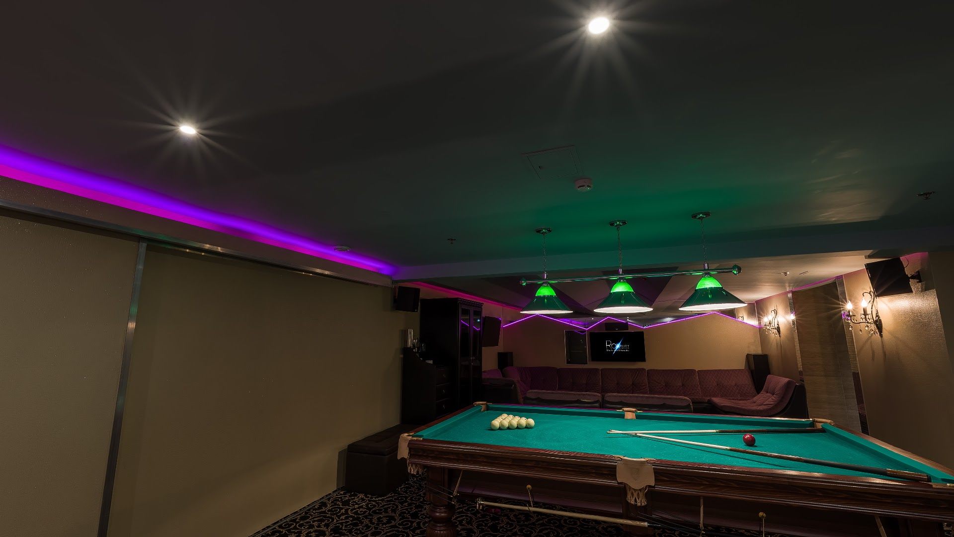Striptiz-klub Roxbury - Nightclub in Moscow, Russia