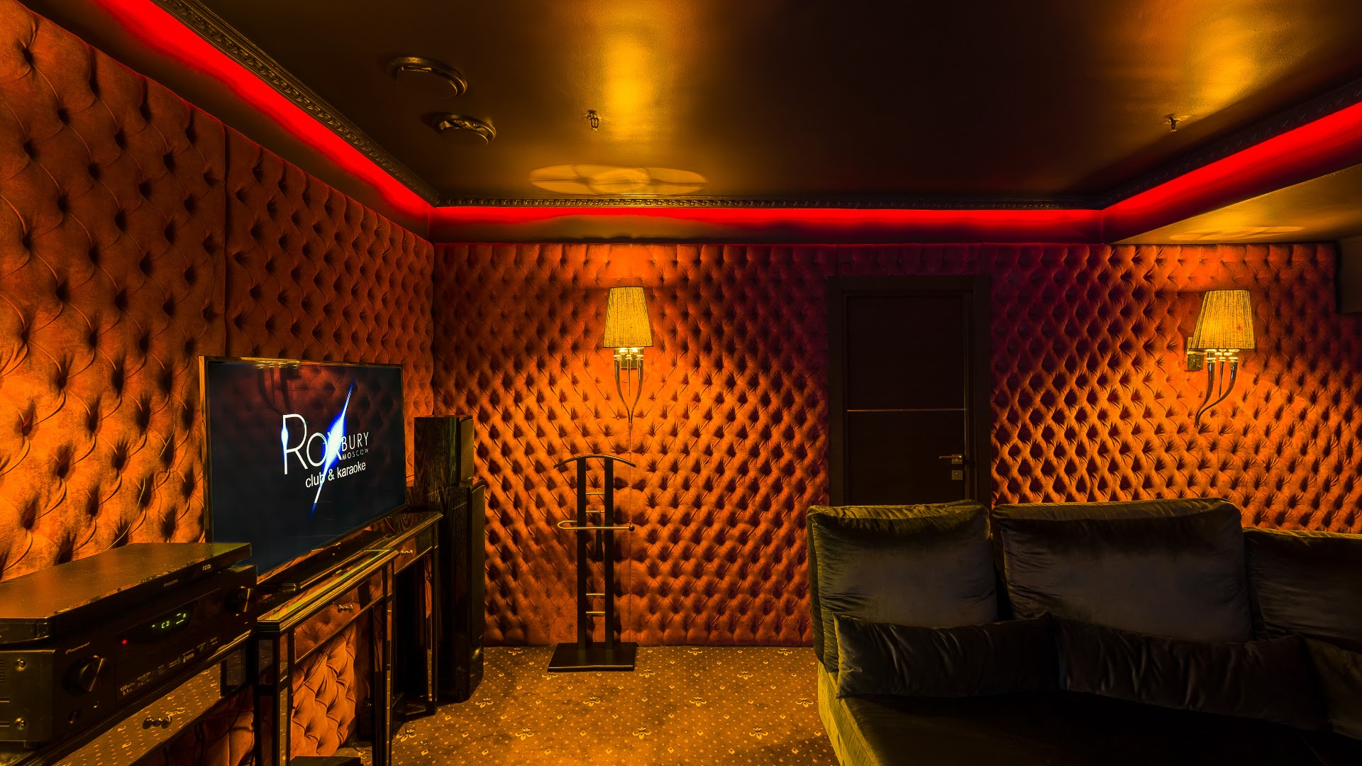 Striptiz-klub Roxbury - Nightclub in Moscow, Russia