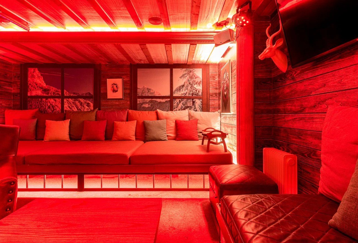 Virgins - Nightclub in Moscow, Russia