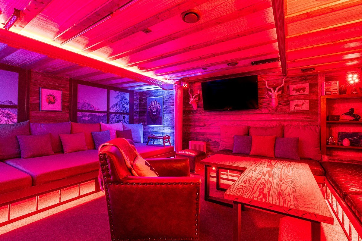 Virgins - Nightclub in Moscow, Russia