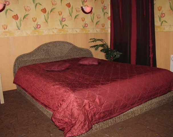 Beauty And The Beast - Swinger Club in Moscow, Russia