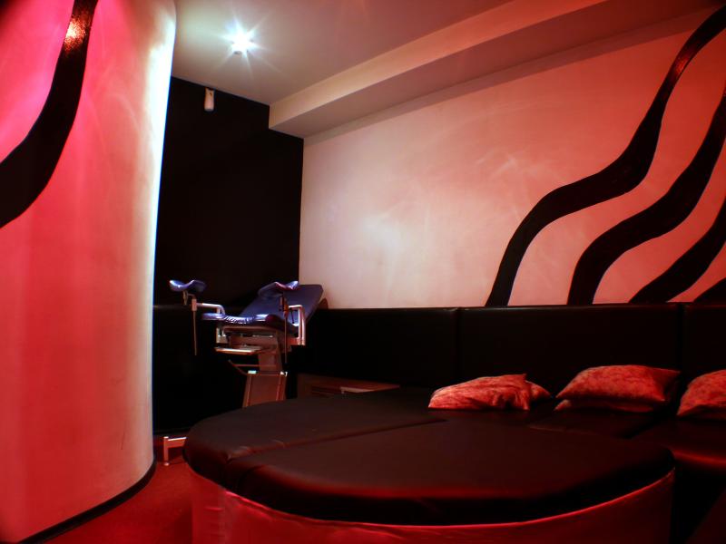 Swinger Club Adam And Eva - Swinger Club in Moscow, Russia