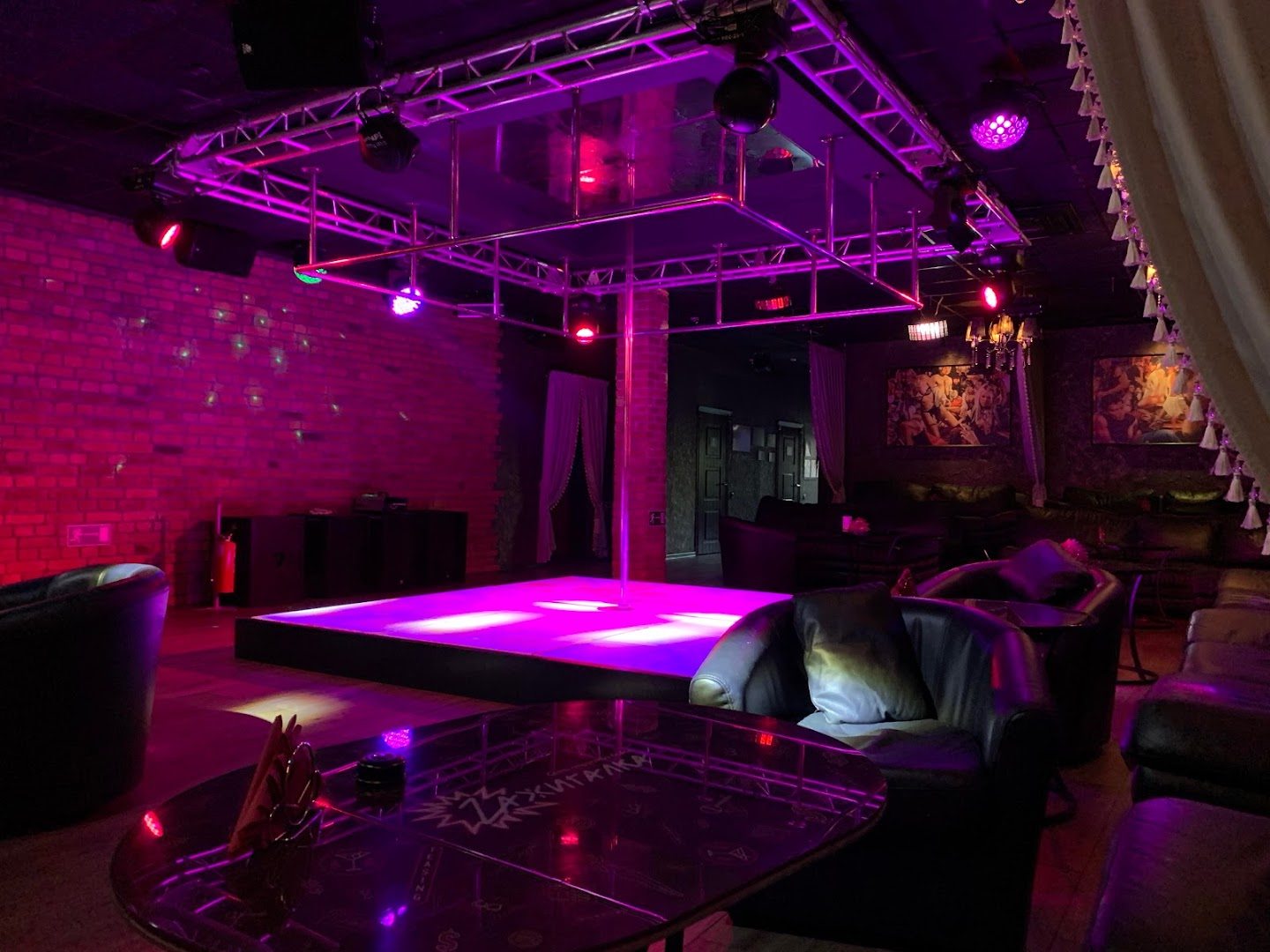 Стриптиз-клуб Zажигалка (Naberezhnye Chelny) -  in , 