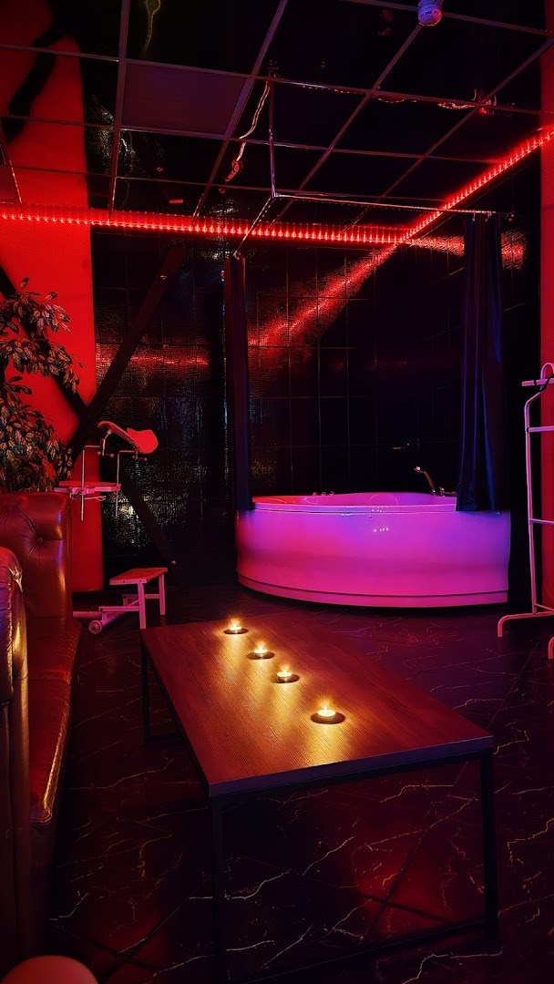 Lux Night - Erotic Massage in Naberezhnye Chelny, Russia