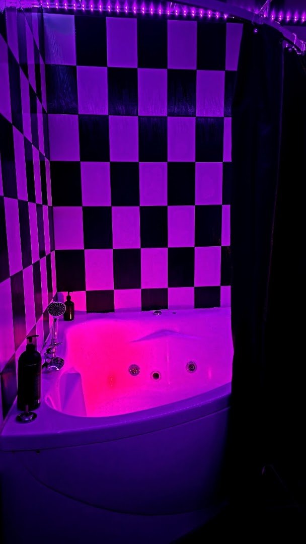 Lux Night - Erotic Massage in Naberezhnye Chelny, Russia