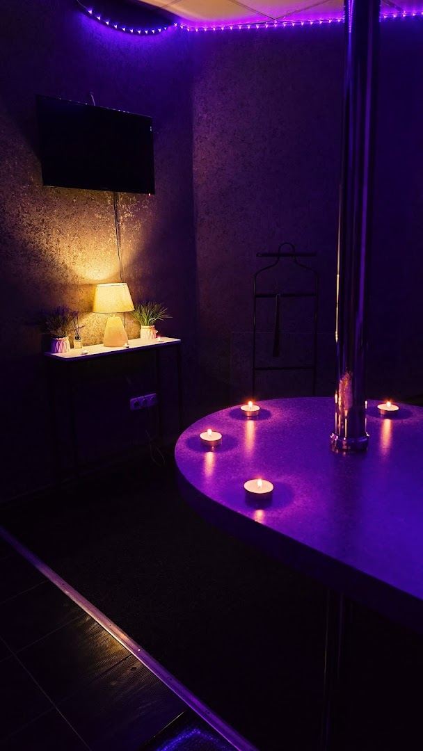 Lux Night - Erotic Massage in Naberezhnye Chelny, Russia
