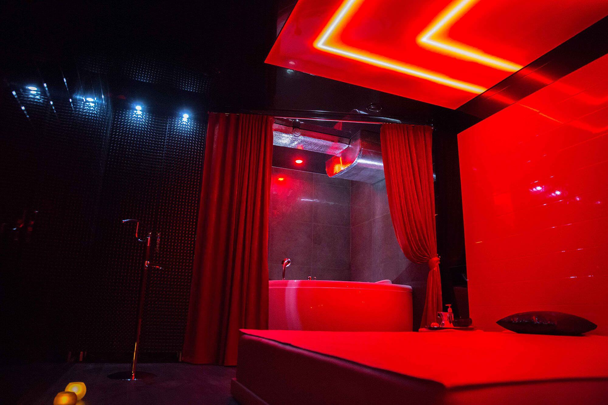 Caprice Man`s Club - Nightclub in Naberezhnye Chelny, Russia