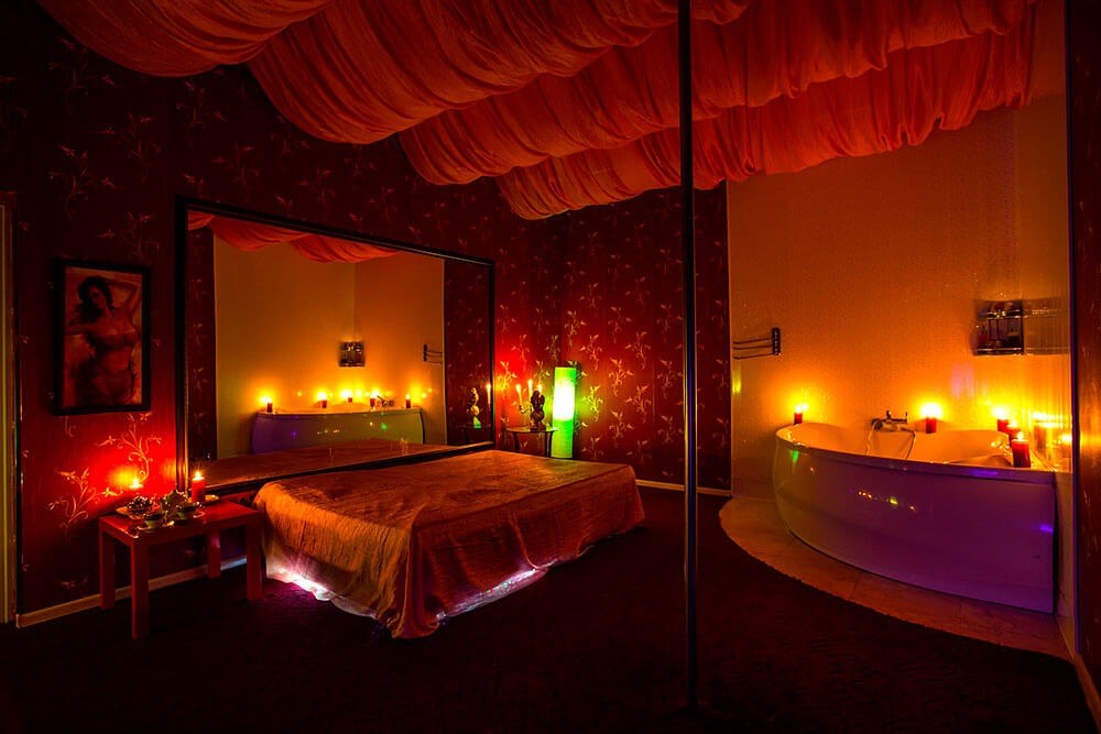 Caprice Man`s Club - Nightclub in Naberezhnye Chelny, Russia