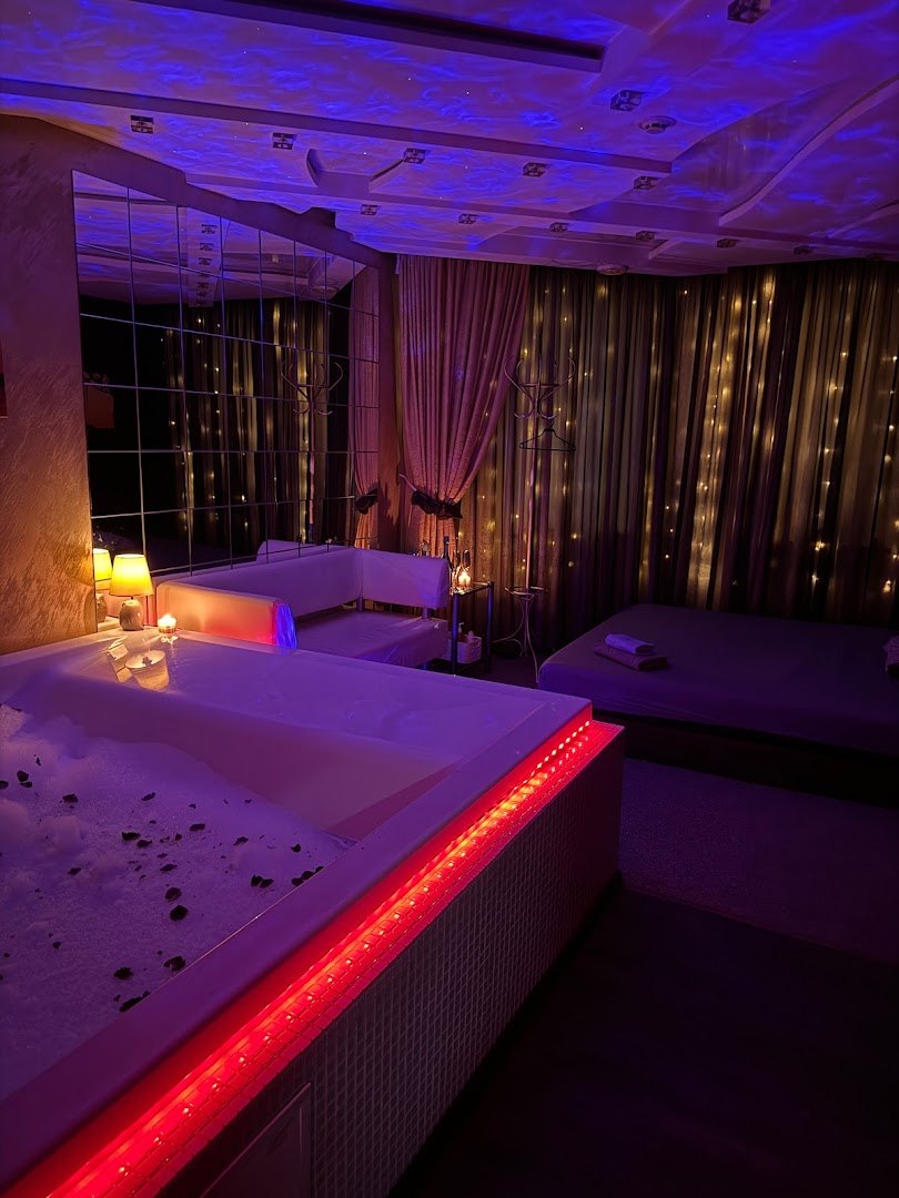 Muzhskoy Klub "Palermo" - Erotic Massage in Nizhnevartovsk, Russia