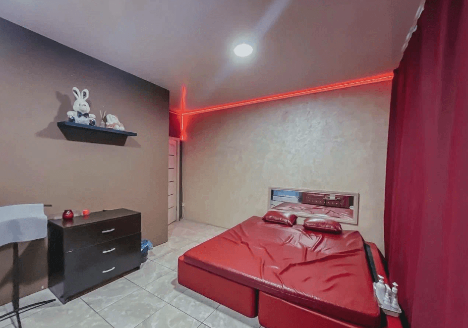 Ray Muzhskoy Klub - Erotic Massage in Nizhny Novgorod, Russia