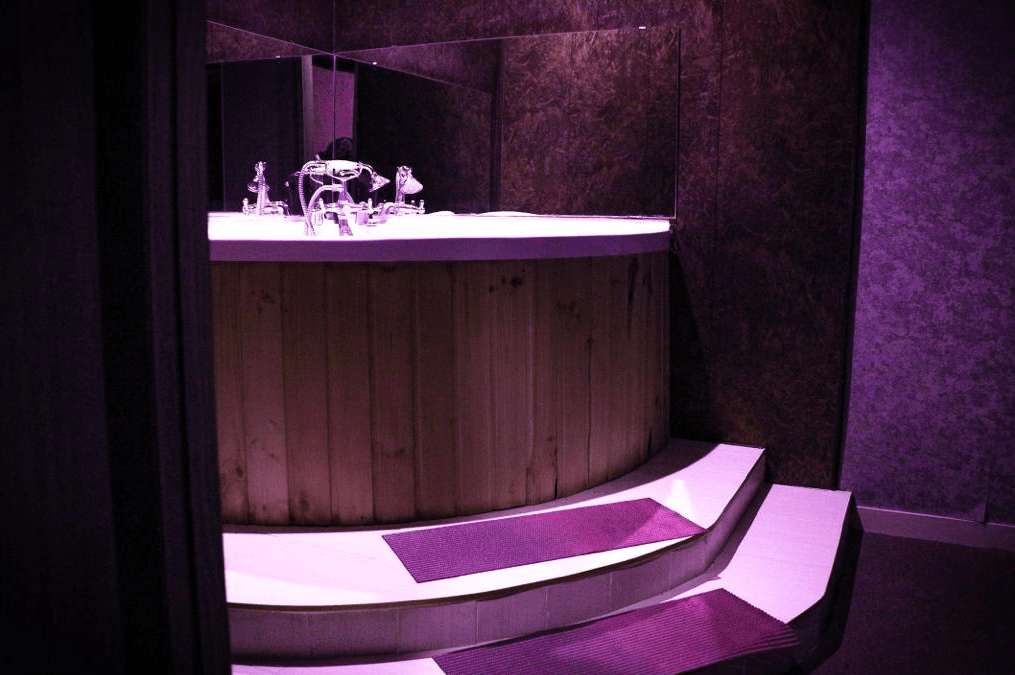 Boss (Kommunisticheskaya) - Erotic Massage in Novosibirsk, Russia