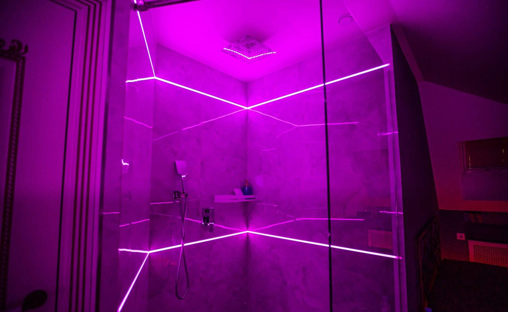 Massazhnyy Salon "Zhara" - Erotic Massage in Novosibirsk, Russia