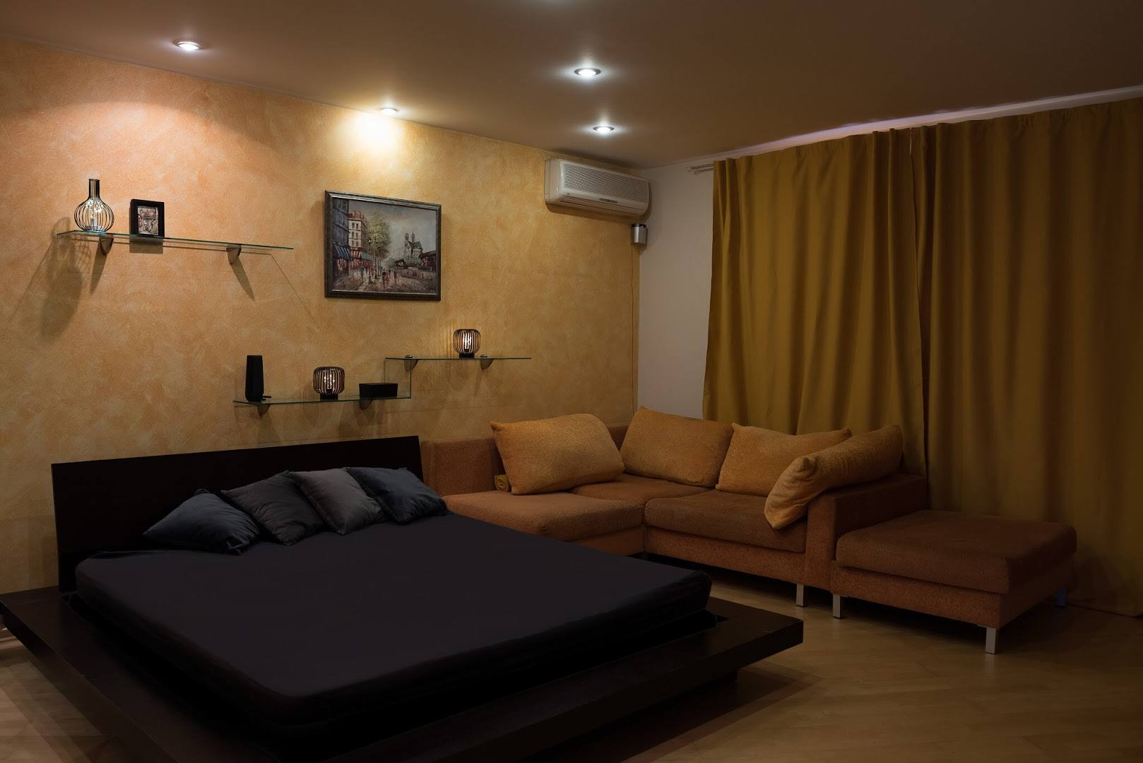 Salon Eroticheskogo Massazha Papa Mozhet Vso - Erotic Massage in Novosibirsk, Russia