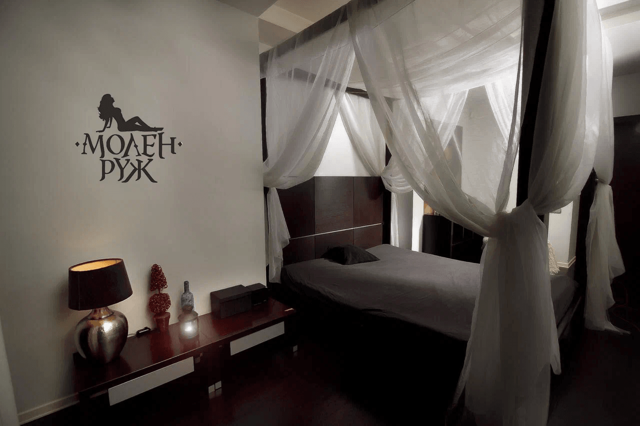 Салон массажа «Молен Руж» (Molen Rouge) - Erotic Massage in Novosibirsk, Russia