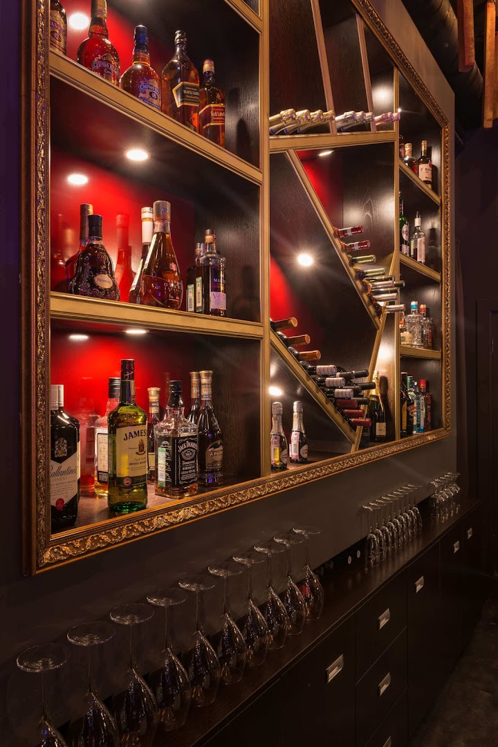 Стриптиз - бар Sova Bien - Nightclub in Novosibirsk, Russia