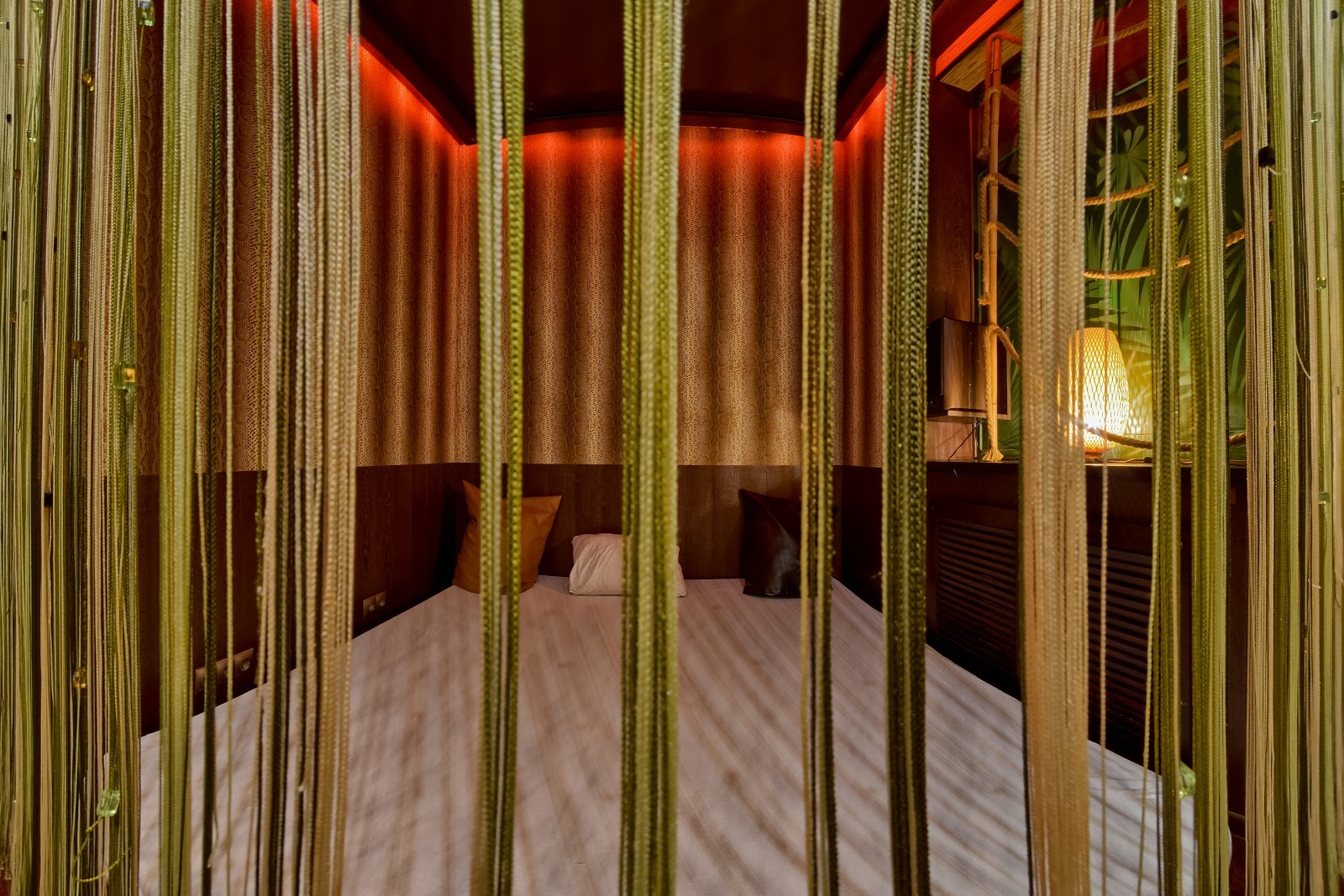 Orange | Массажный салон Омск | Расслабляющий массаж - Erotic Massage in Omsk, Russia