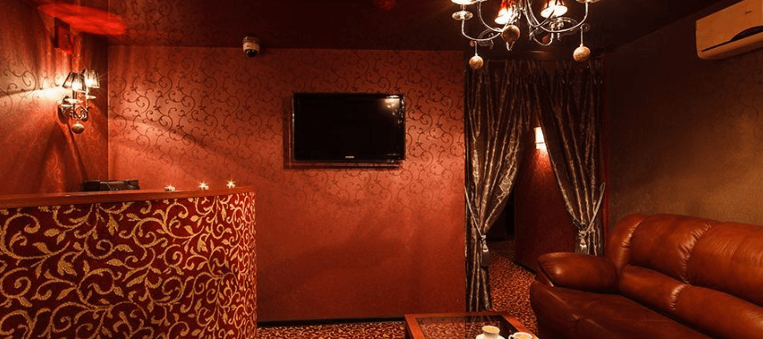 Raspberries - Erotic Massage in Perm, Russia