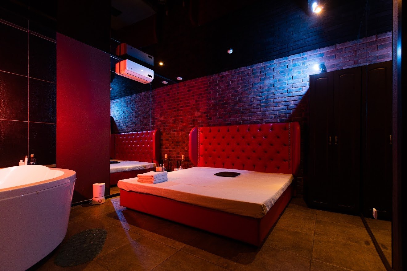 Vegas - Erotic Massage in Perm, Russia