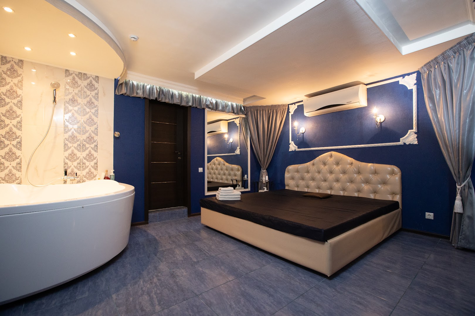 Vegas - Erotic Massage in Perm, Russia