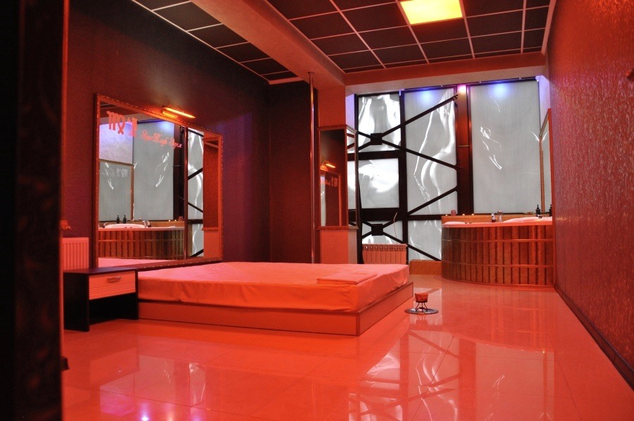 Edem - Eroticheskiy Massazh V Pyatigorske - Erotic Massage in Pyatigorsk, Russia