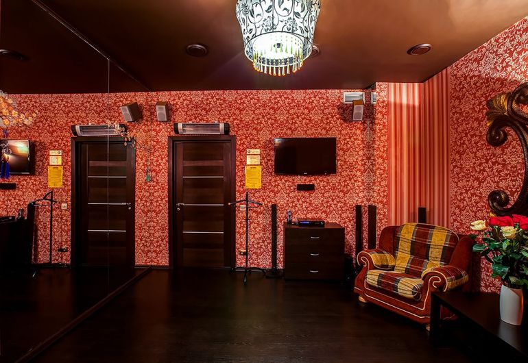 Hollywod Spa Salon - Erotic Massage in Saint Petersburg, Russia