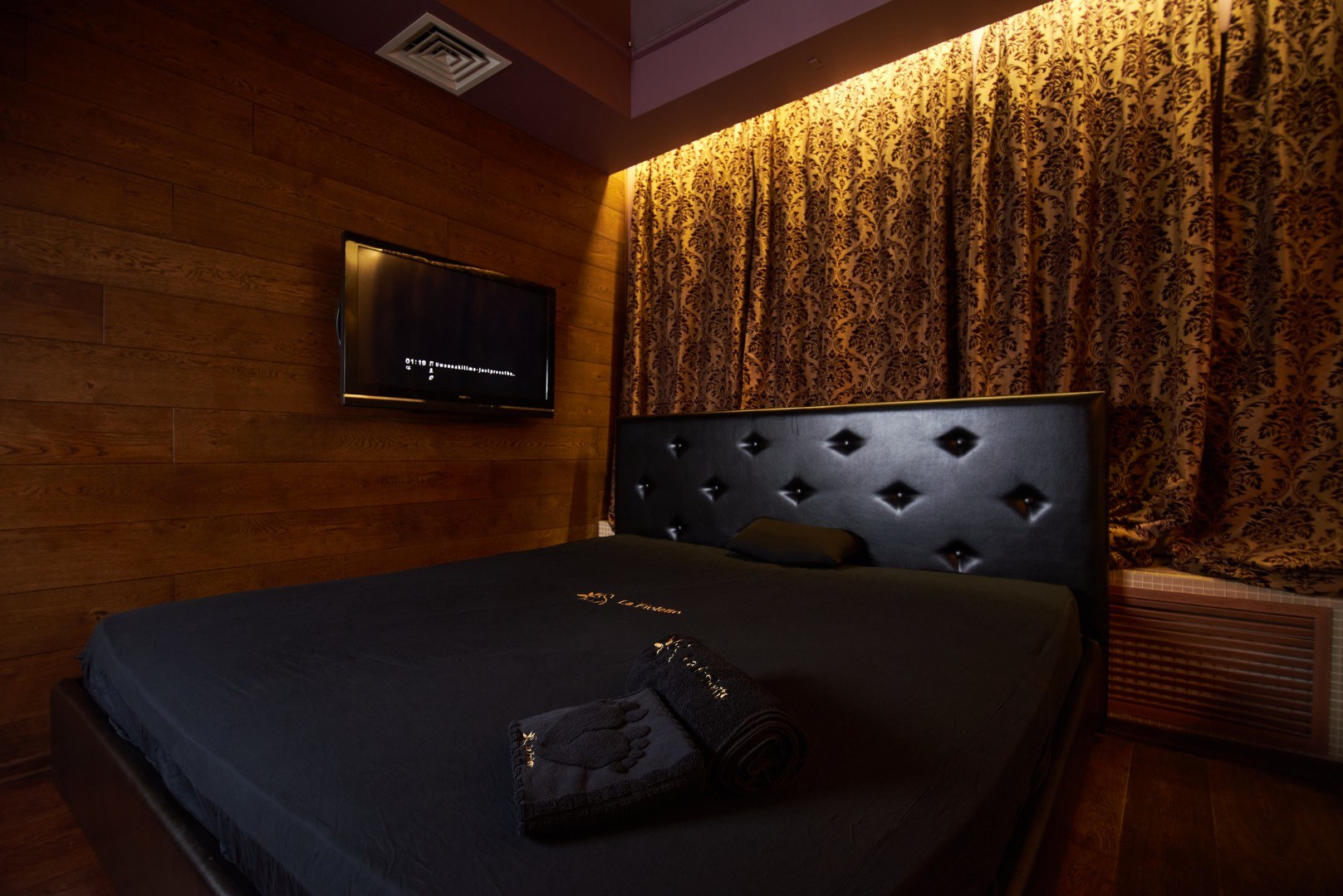 La Fioletto - Erotic Massage in Saint Petersburg, Russia