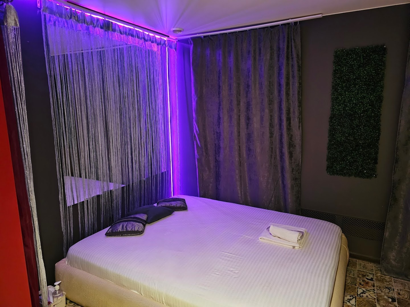 Spa Malina - Erotic Massage in Saint Petersburg, Russia