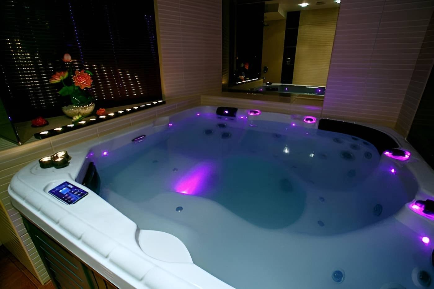 Spa Salon Lotos - Erotic Massage in Saint Petersburg, Russia