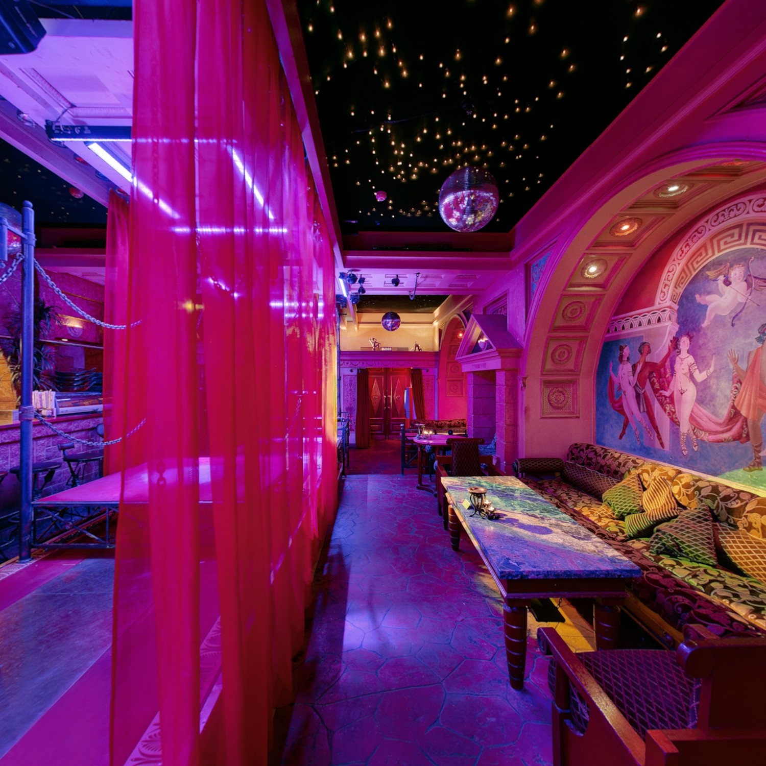 Maximus Club - Nightclub in Saint Petersburg, Russia