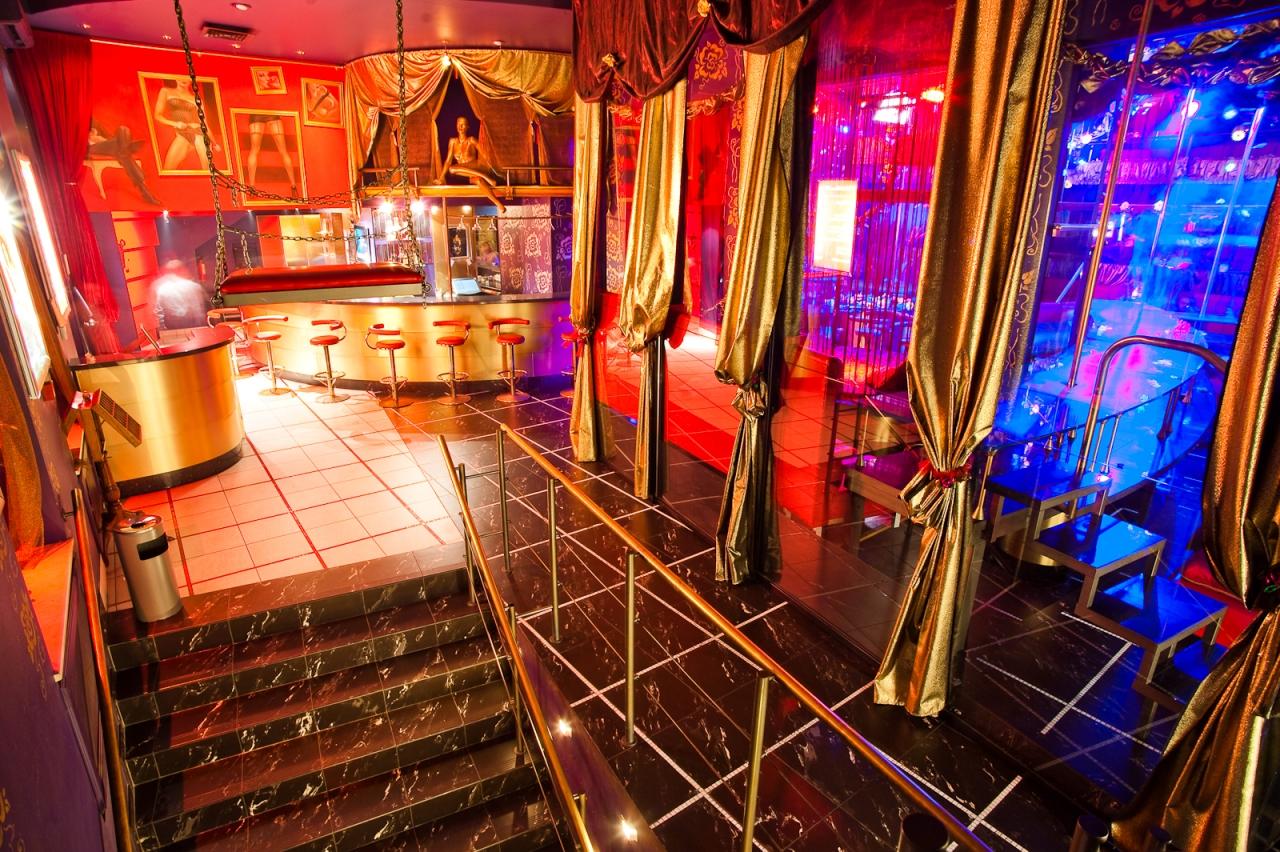 Striptease Club Golden Dolls - Nightclub in Saint Petersburg, Russia