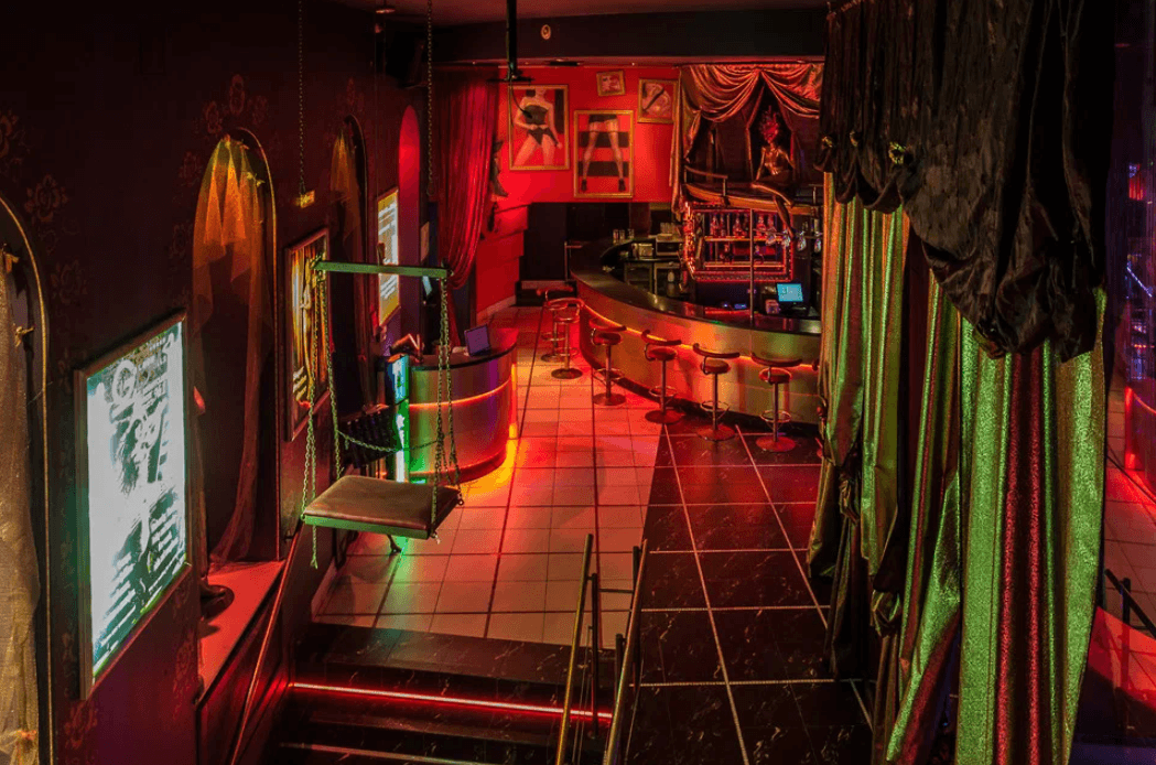 Striptease Club Golden Dolls - Nightclub in Saint Petersburg, Russia
