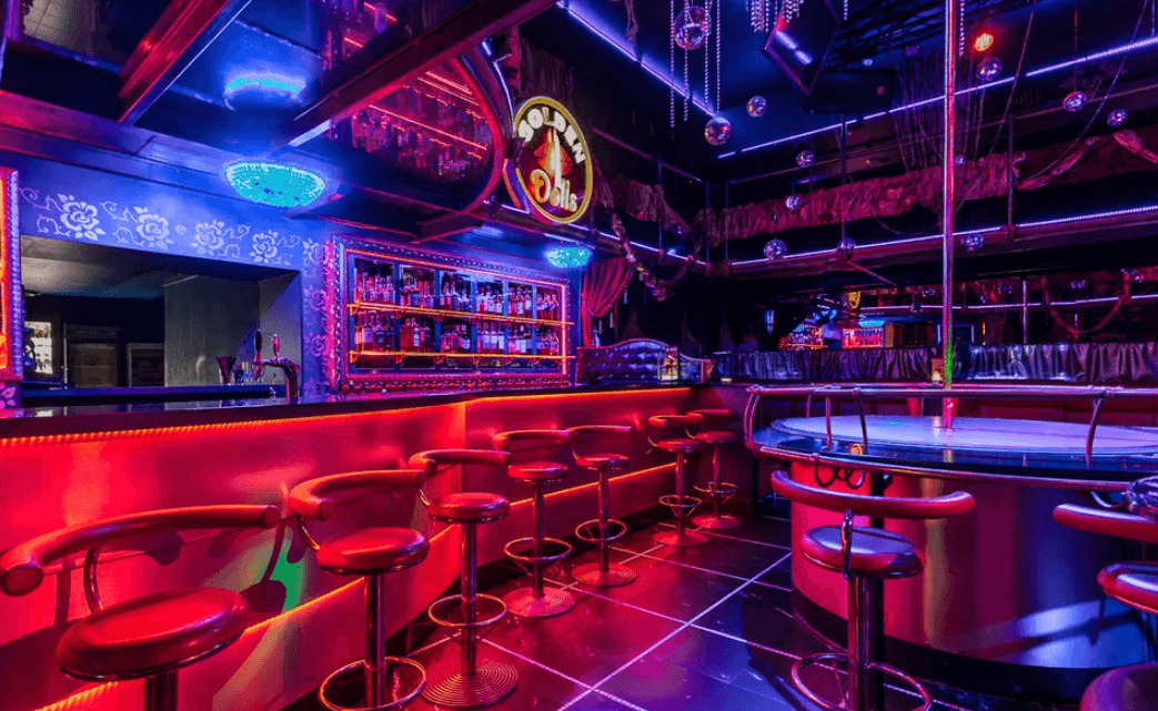 Striptease Club Golden Dolls - Nightclub in Saint Petersburg, Russia