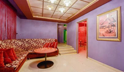 Стриптиз-клуб Rhino Bar - Nightclub in Saint Petersburg, Russia